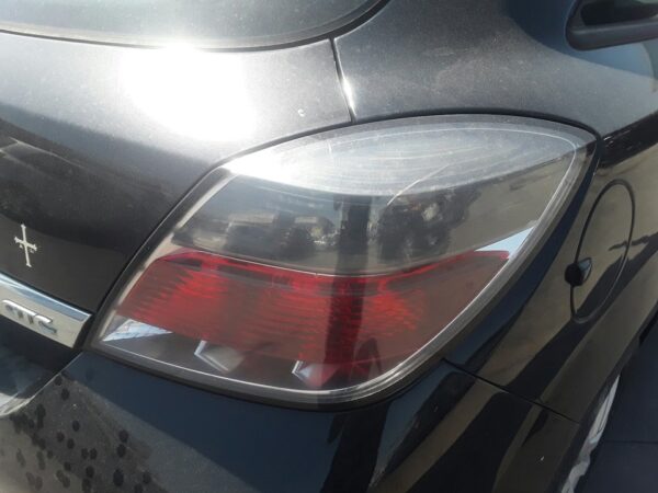 PILOTO TRASERO DERECHO OPEL ASTRA GTC