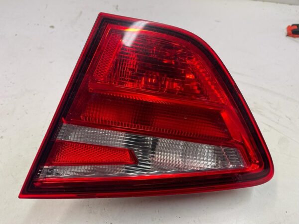 PILOTO TRASERO DERECHO INTERIOR SEAT TOLEDO