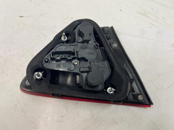 PILOTO TRASERO DERECHO INTERIOR SEAT TOLEDO - Imagen 3