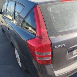 PILOTO TRASERO IZQUIERDO KIA CEE'D