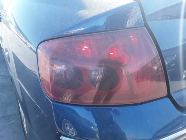 PILOTO TRASERO IZQUIERDO PEUGEOT 407