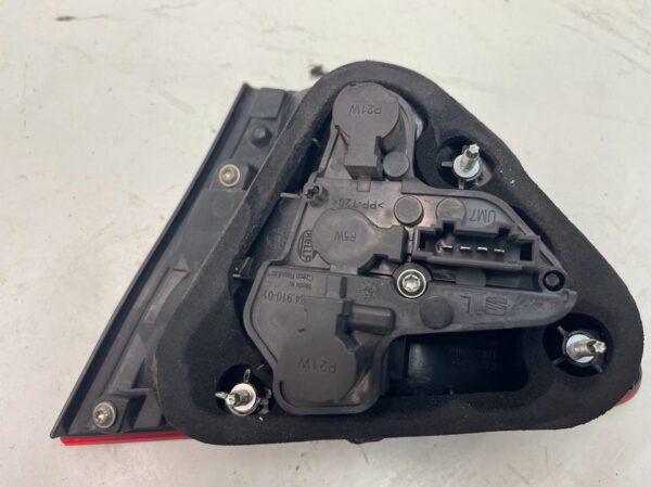 PILOTO TRASERO IZQUIERDO INTERIOR SEAT TOLEDO - Imagen 2
