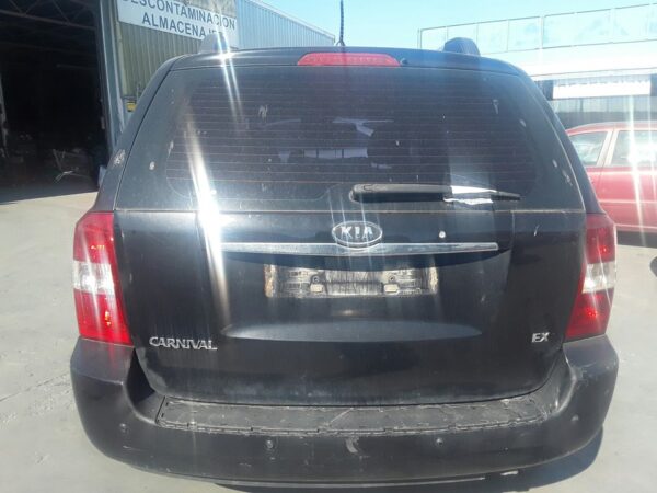 PORTON TRASERO KIA CARNIVAL