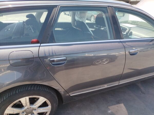 PUERTA TRASERA DERECHA AUDI A6 AVANT