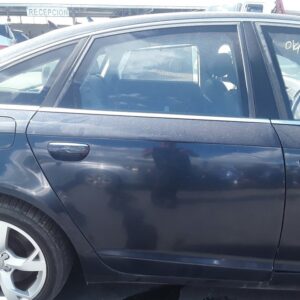 PUERTA TRASERA DERECHA AUDI A6 BERLINA