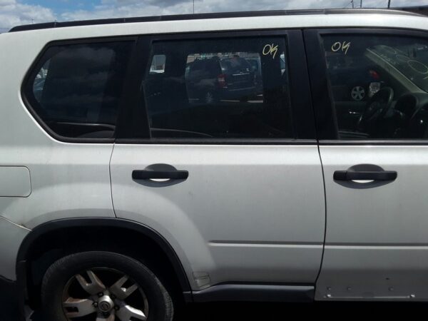 PUERTA TRASERA DERECHA NISSAN X-TRAIL