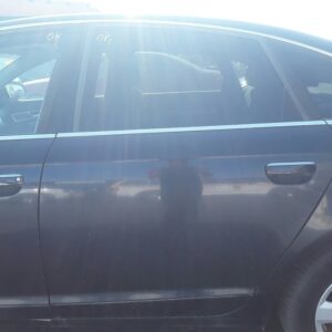 PUERTA TRASERA IZQUIERDA AUDI A6 BERLINA