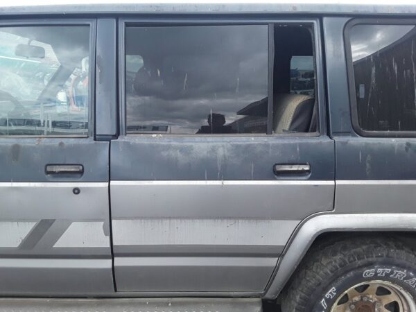 PUERTA TRASERA IZQUIERDA NISSAN PATROL