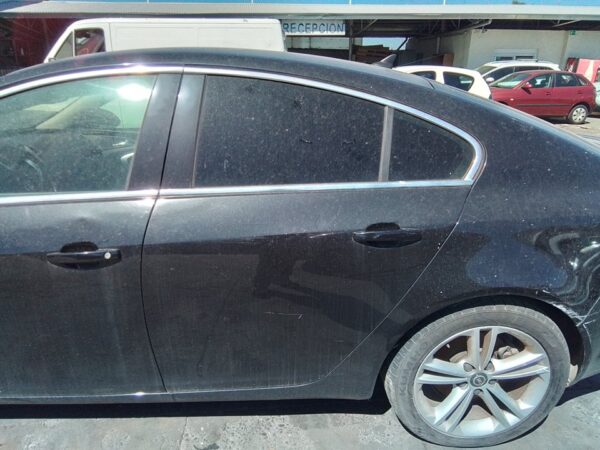 PUERTA TRASERA IZQUIERDA OPEL INSIGNIA BERLINA