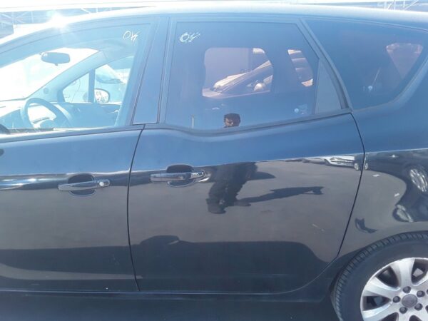 PUERTA TRASERA IZQUIERDA OPEL MERIVA B