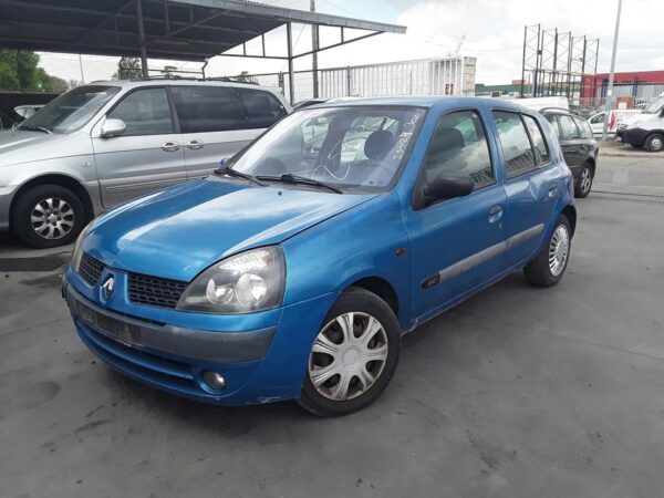 VEHICULO COMPLETO DESPIECE RENAULT CLIO II FASE II - Imagen 7