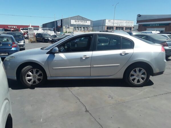 CAPOT RENAULT LAGUNA III - Imagen 7