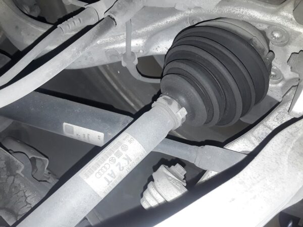 TRANSMISION DELANTERA DERECHA AUDI A4 AVANT