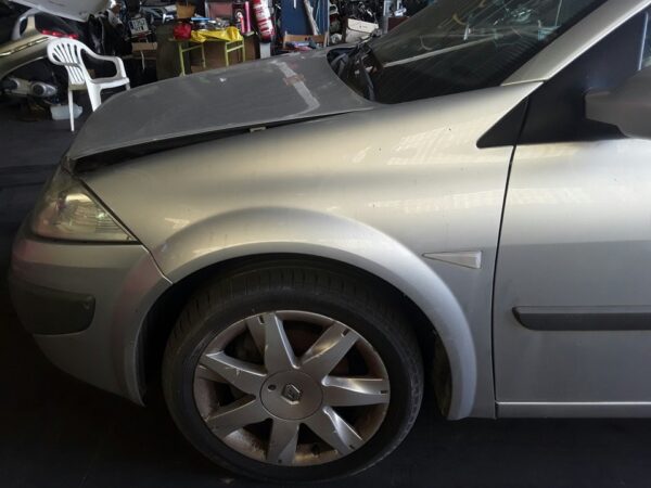 ALETA DELANTERA IZQUIERDA RENAULT MEGANE II CLASSIC BERLINA