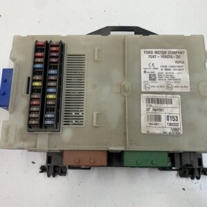CAJA RELES / FUSIBLES FORD MONDEO BER.