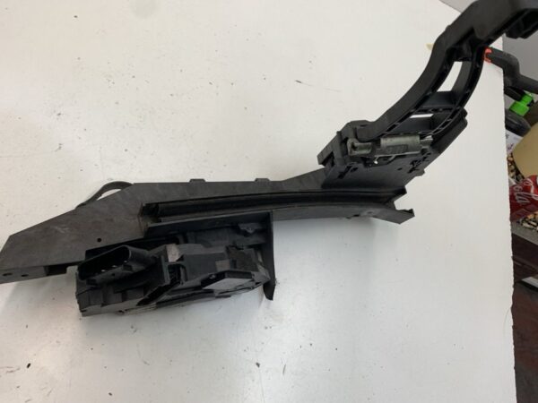 CERRADURA PUERTA DELANTERA DERECHA FORD C-MAX