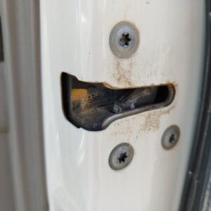 CERRADURA PUERTA DELANTERA DERECHA NISSAN X-TRAIL