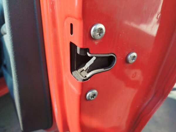 CERRADURA PUERTA DELANTERA DERECHA OPEL TIGRA TWIN TOP