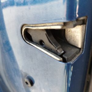 CERRADURA PUERTA DELANTERA IZQUIERDA  BMW SERIE 1 BERLINA
