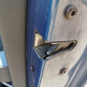 CERRADURA PUERTA TRASERA DERECHA  BMW SERIE 1 BERLINA