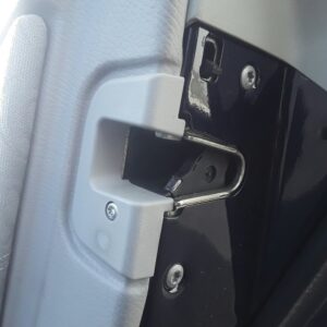 CERRADURA PUERTA TRASERA DERECHA  MERCEDES CLASE C  BERLINA