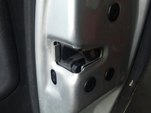 CERRADURA PUERTA TRASERA DERECHA  RENAULT MEGANE II CLASSIC BERLINA