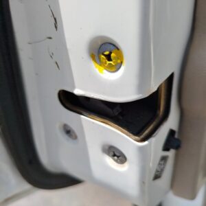 CERRADURA PUERTA TRASERA IZQUIERDA  NISSAN TERRANO/TERRANO.II
