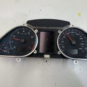 CUADRO INSTRUMENTOS AUDI A6 BERLINA