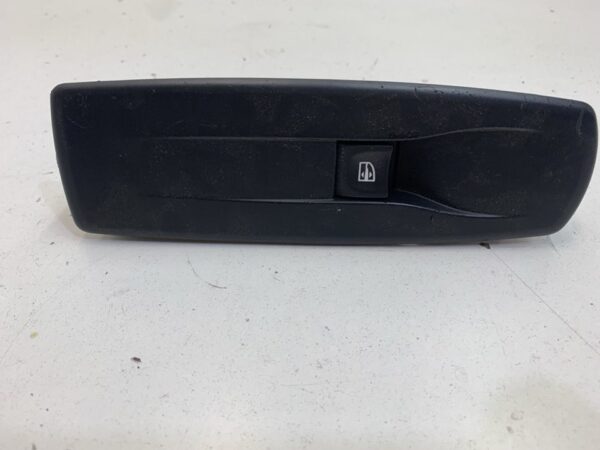 MANDO ELEVALUNAS DELANTERO DERECHO RENAULT FLUENCE