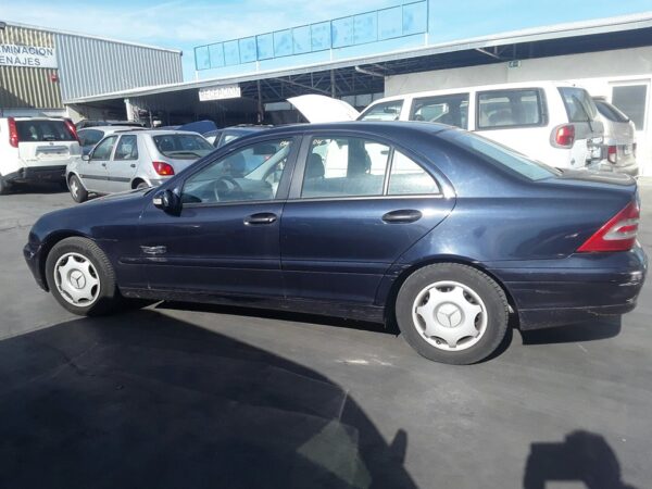 FARO IZQUIERDO MERCEDES CLASE C  BERLINA - Imagen 7
