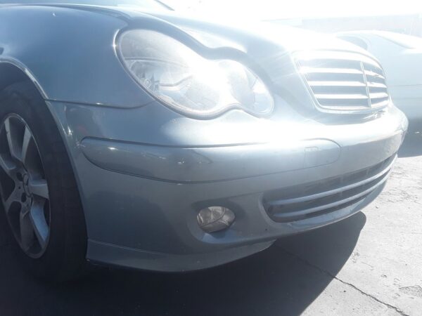PARAGOLPES DELANTERO MERCEDES CLASE C  BERLINA