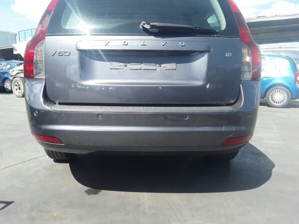 PARAGOLPES TRASERO VOLVO V50 FAMILIAR - Imagen 3