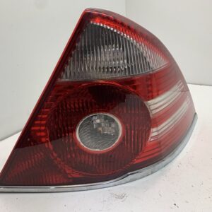 PILOTO TRASERO DERECHO FORD MONDEO BERLINA