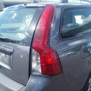 PILOTO TRASERO DERECHO VOLVO V50 FAMILIAR