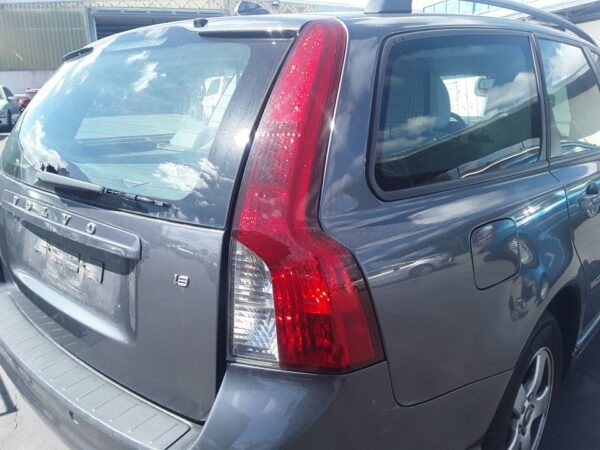PILOTO TRASERO DERECHO VOLVO V50 FAMILIAR