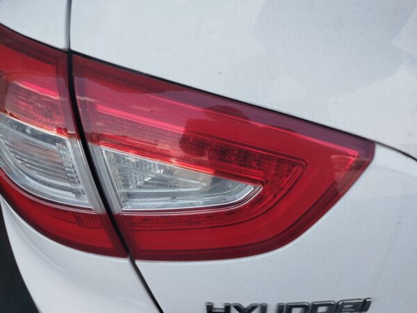 PILOTO TRASERO IZQUIERDO INTERIOR HYUNDAI IX35