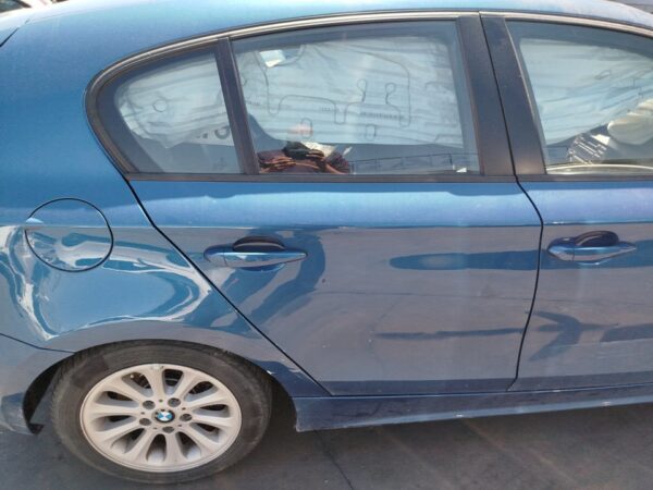 PUERTA TRASERA DERECHA BMW SERIE 1 BERLINA