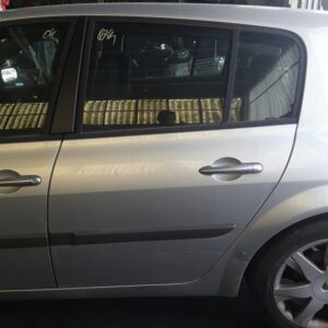 PUERTA TRASERA IZQUIERDA RENAULT MEGANE II CLASSIC BERLINA