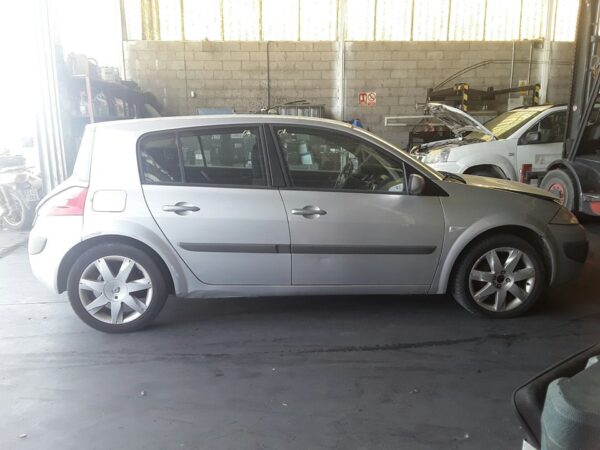CAPOT RENAULT MEGANE II CLASSIC BERLINA - Imagen 3