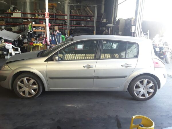 CAPOT RENAULT MEGANE II CLASSIC BERLINA - Imagen 7