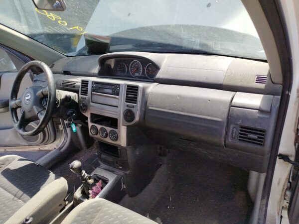SALPICADERO NISSAN X-TRAIL - Imagen 2