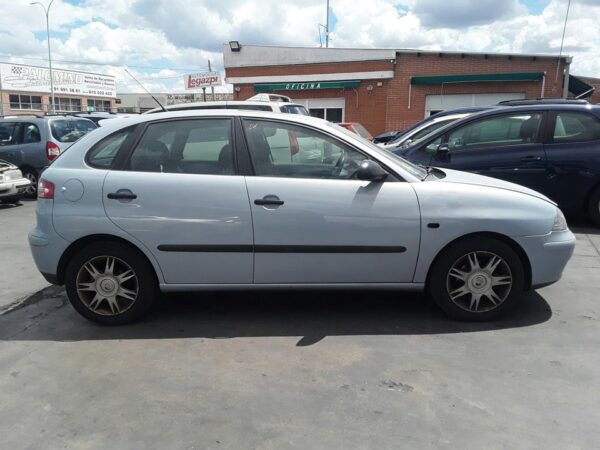 PILOTO TRASERO DERECHO SEAT IBIZA - Imagen 3