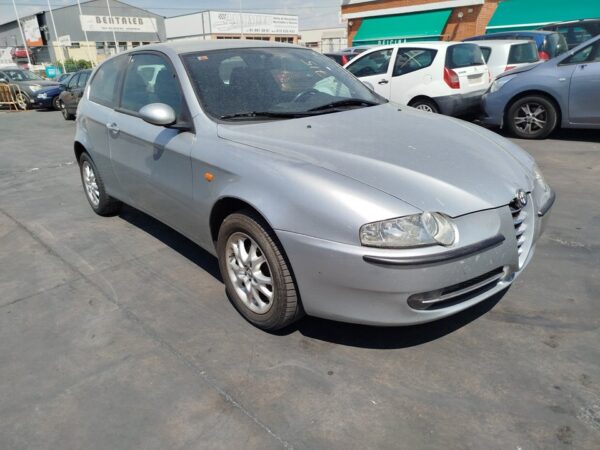 PILOTO TRASERO IZQUIERDO INTERIOR ALFA ROMEO 147 - Imagen 6