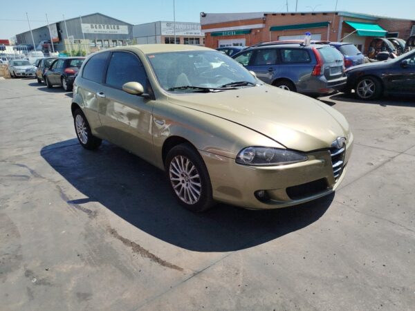 PILOTO TRASERO IZQUIERDO INTERIOR ALFA ROMEO 147 - Imagen 6