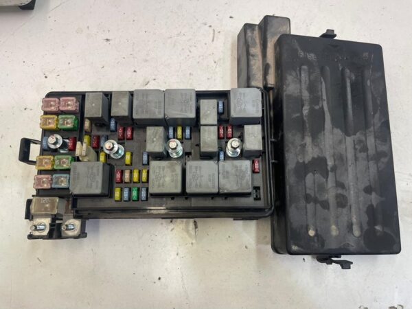 CAJA RELES / FUSIBLES CHEVROLET EPICA