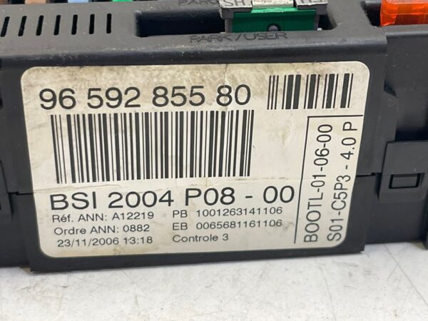 CAJA RELES / FUSIBLES CITROEN C4 BERLINA - Imagen 2