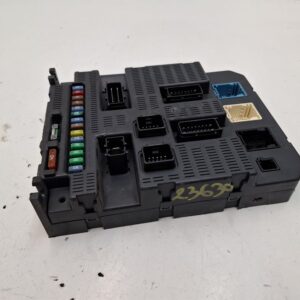 CAJA RELES / FUSIBLES CITROEN C4 BERLINA
