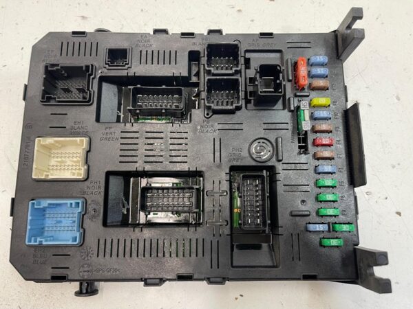 CAJA RELES / FUSIBLES CITROEN C4 PICASSO