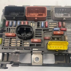 CAJA RELES / FUSIBLES CITROEN C4 PICASSO