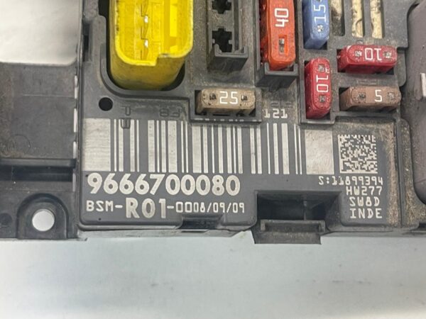 CAJA RELES / FUSIBLES CITROEN C4 PICASSO - Imagen 3